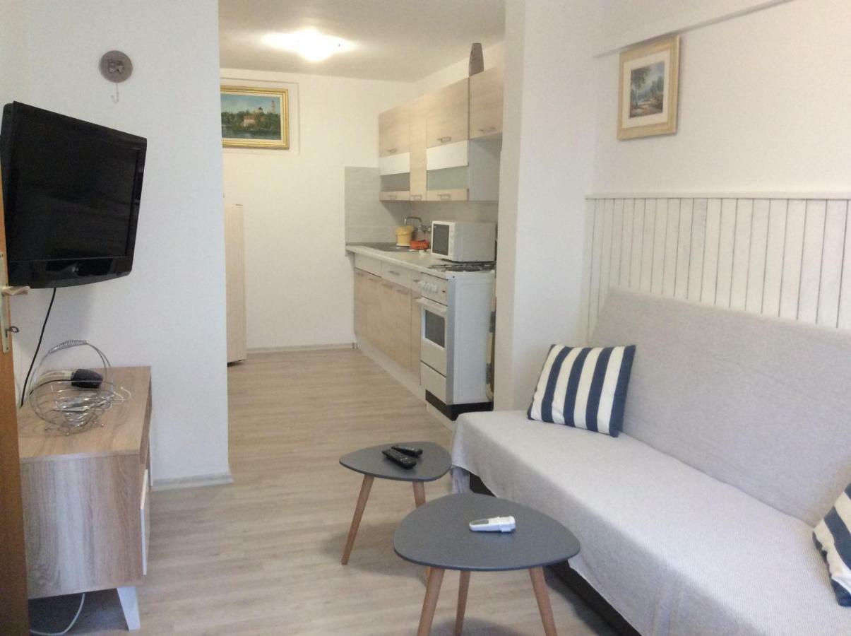 Island Of Pag Holiday Apartments Exterior foto